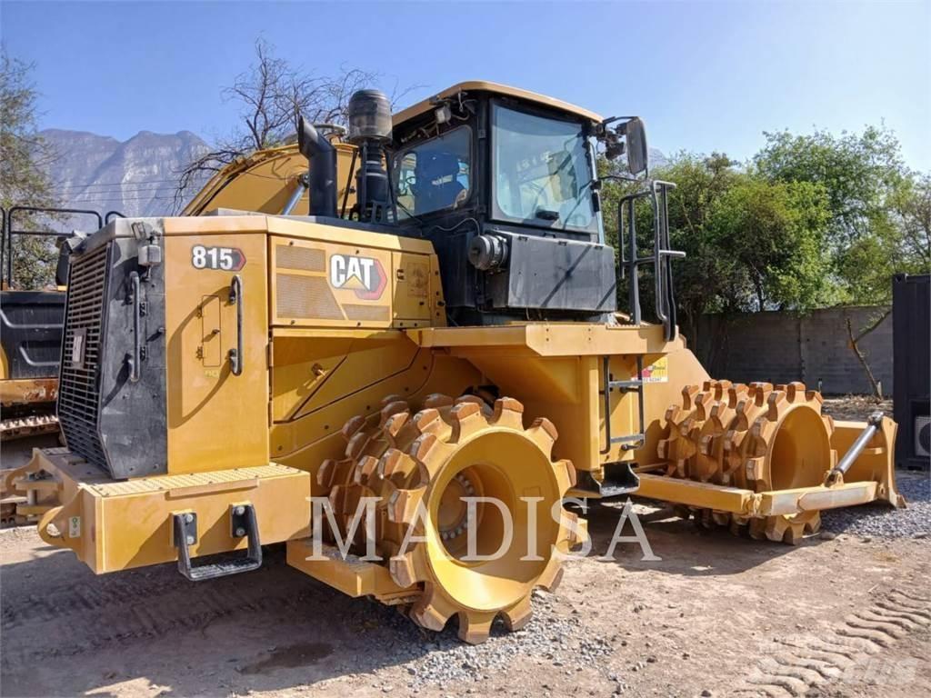 CAT 815 ソイルコンパクター