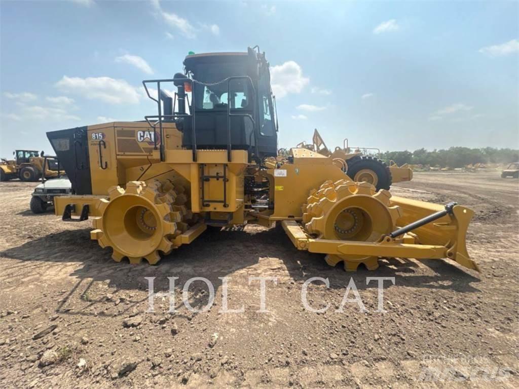 CAT 815 ソイルコンパクター