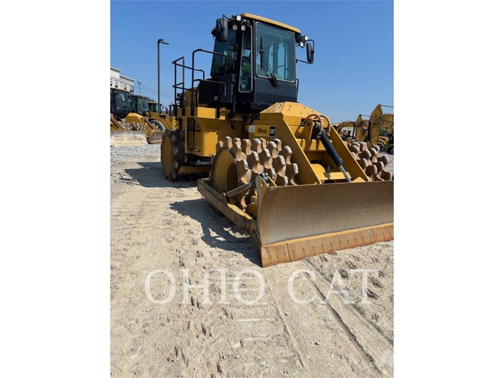 CAT 815 ソイルコンパクター