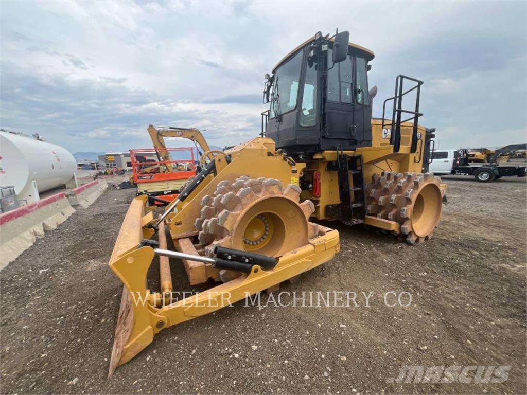 CAT 815 コンバインドローラ
