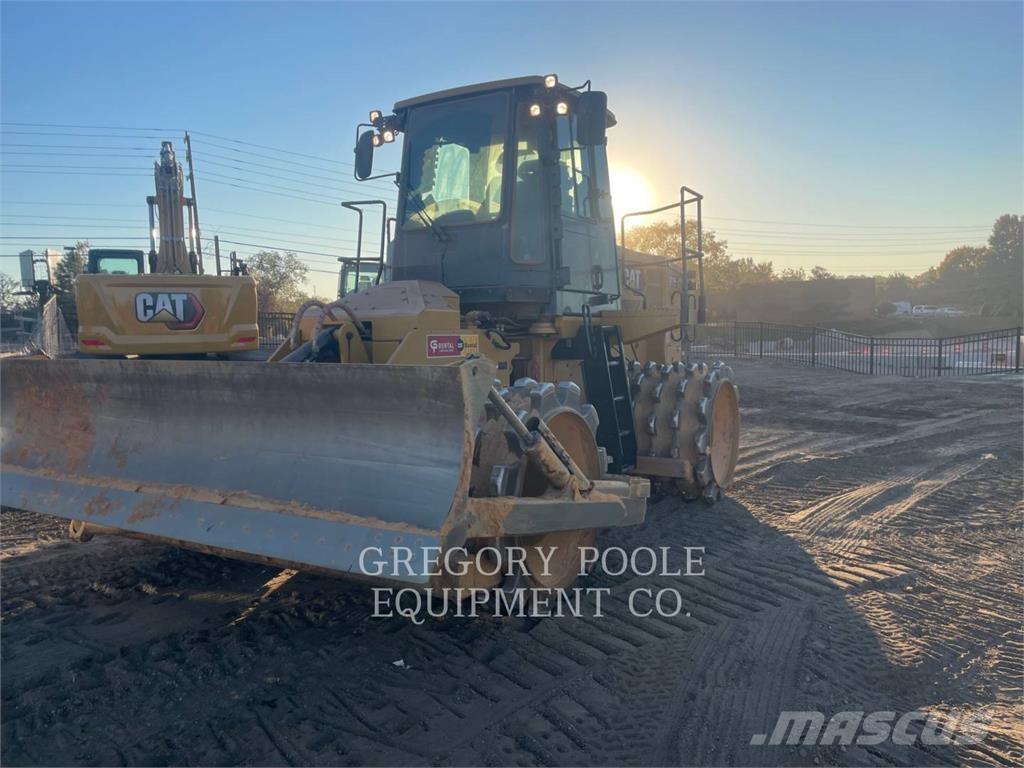 CAT 815-11 ソイルコンパクター