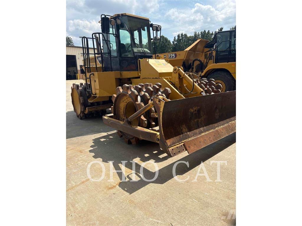 CAT 815F2 ソイルコンパクター