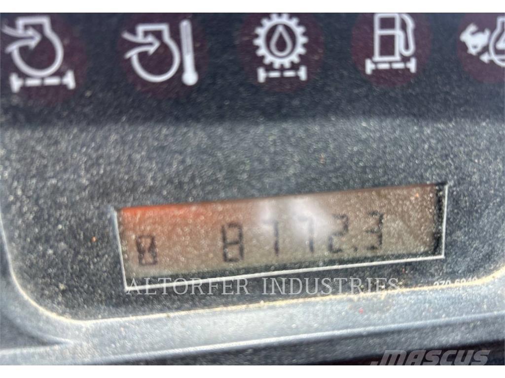 CAT 815F2 ソイルコンパクター