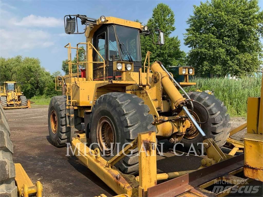 CAT 824C ホイールローダー・タイヤショベル