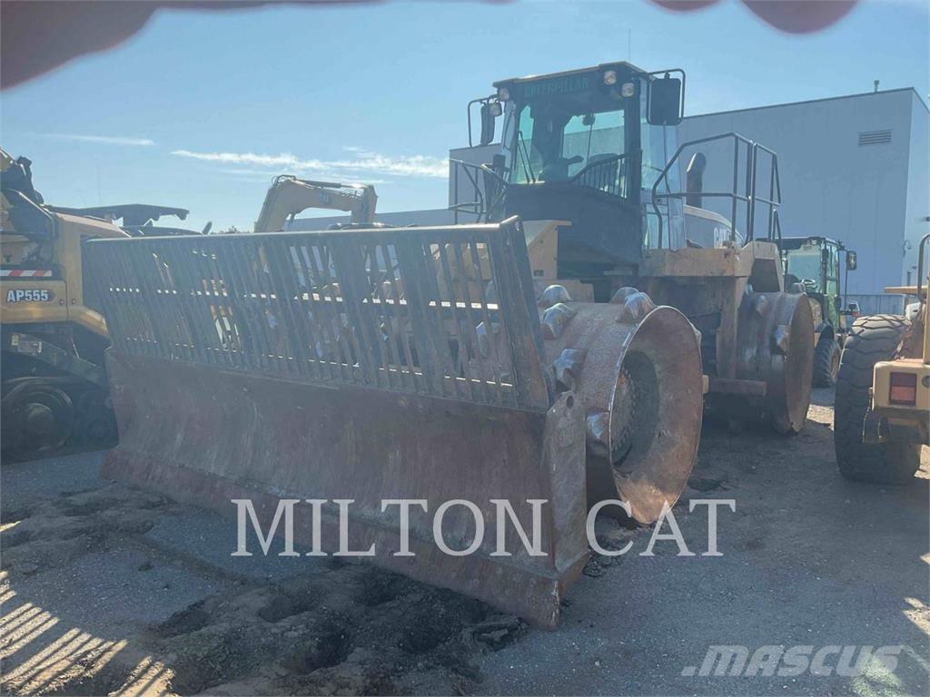 CAT 826G ソイルコンパクター