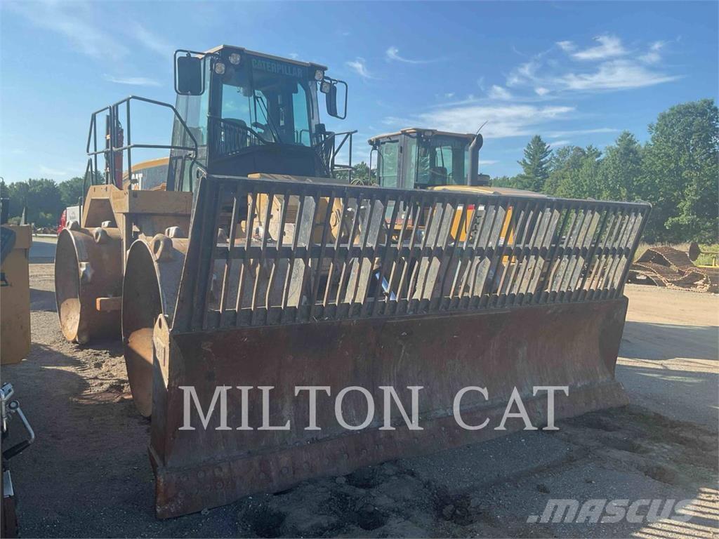 CAT 826G ソイルコンパクター