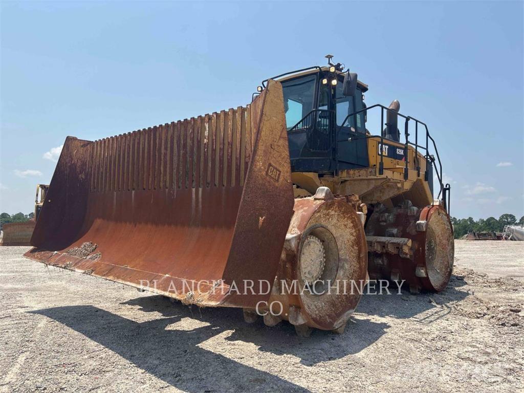 CAT 826K ソイルコンパクター