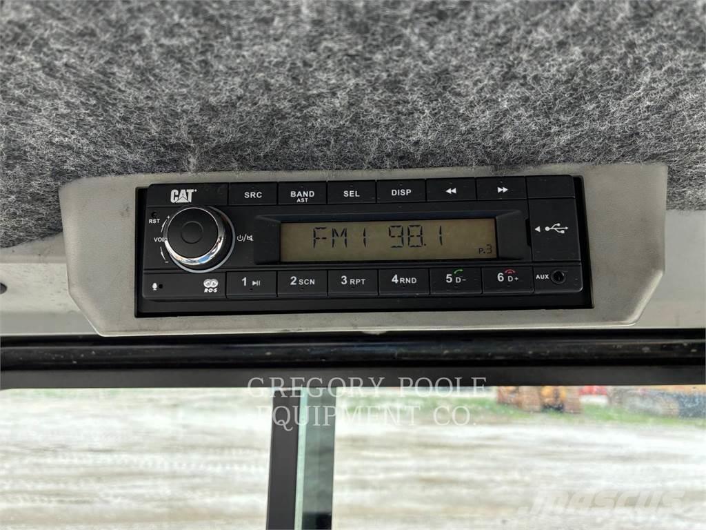 CAT 903D ホイールローダー・タイヤショベル