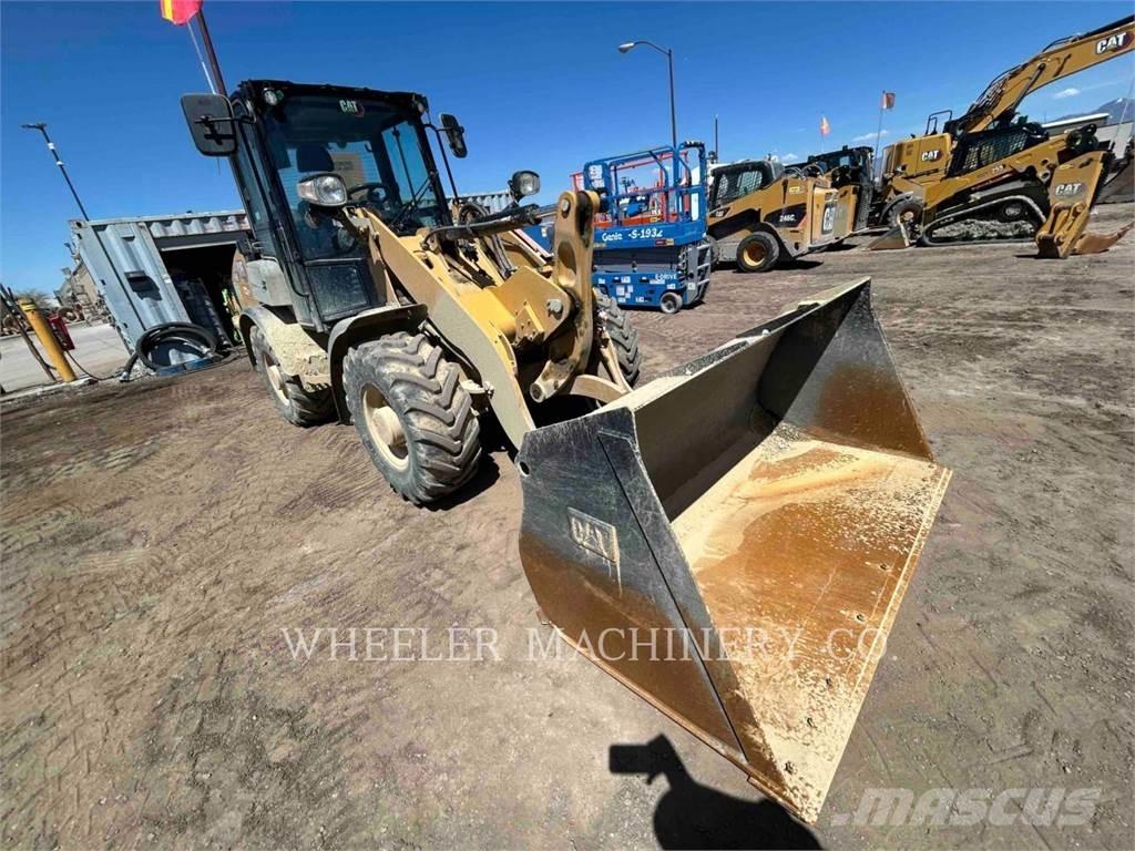 CAT 906 ホイールローダー・タイヤショベル