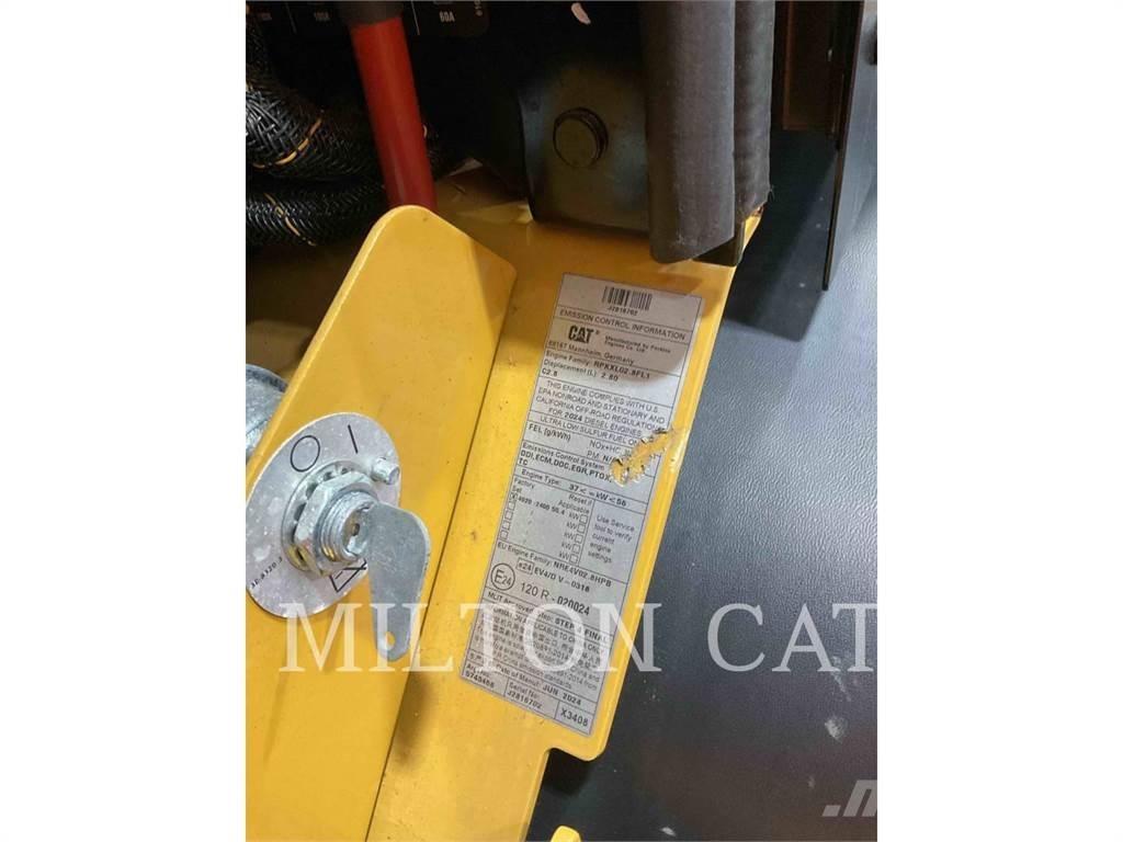 CAT 906 ホイールローダー・タイヤショベル