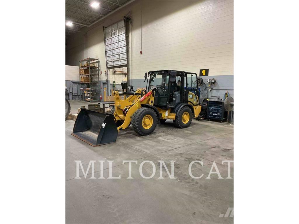 CAT 906 ホイールローダー・タイヤショベル
