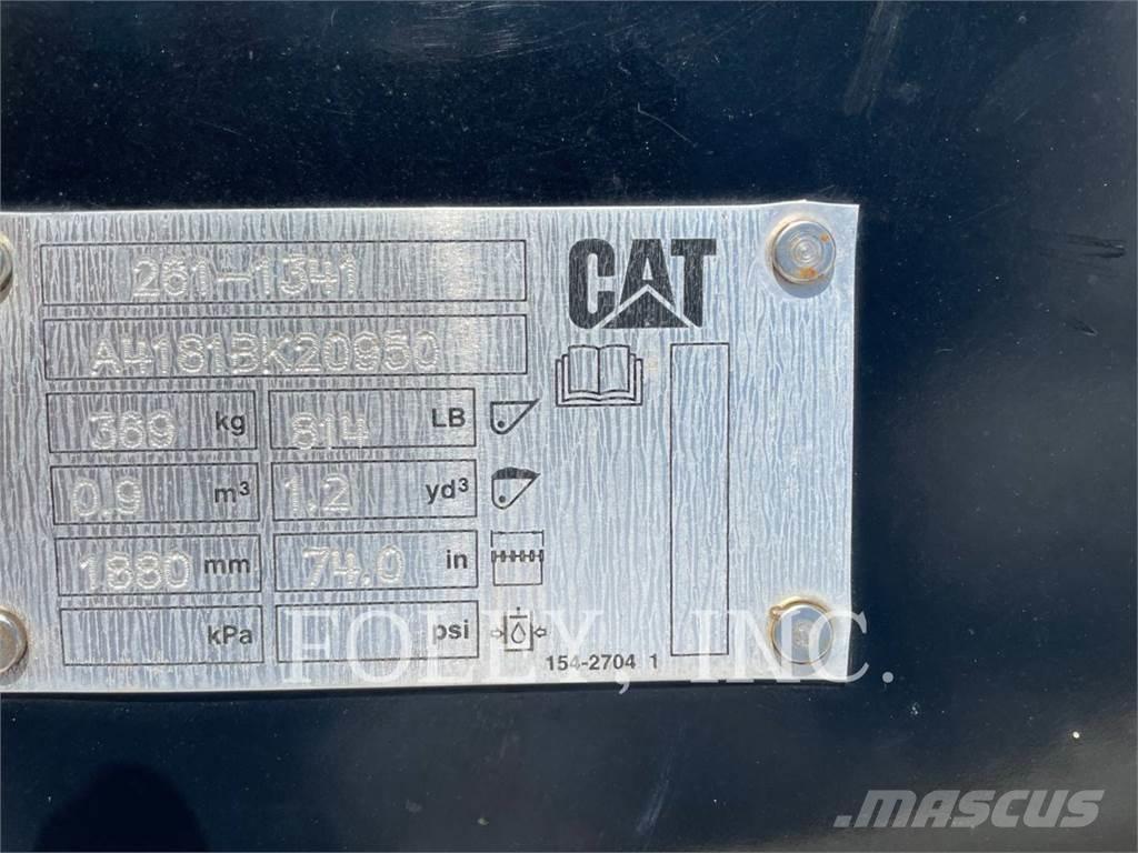 CAT 906M ホイールローダー・タイヤショベル