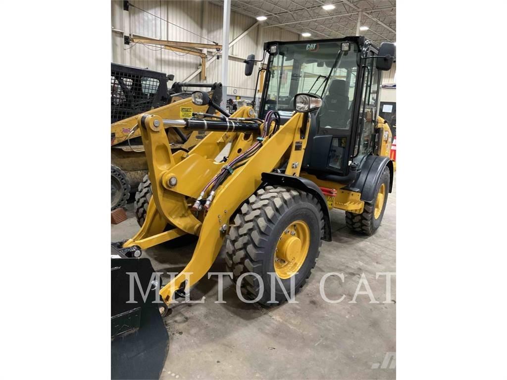 CAT 906M ホイールローダー・タイヤショベル