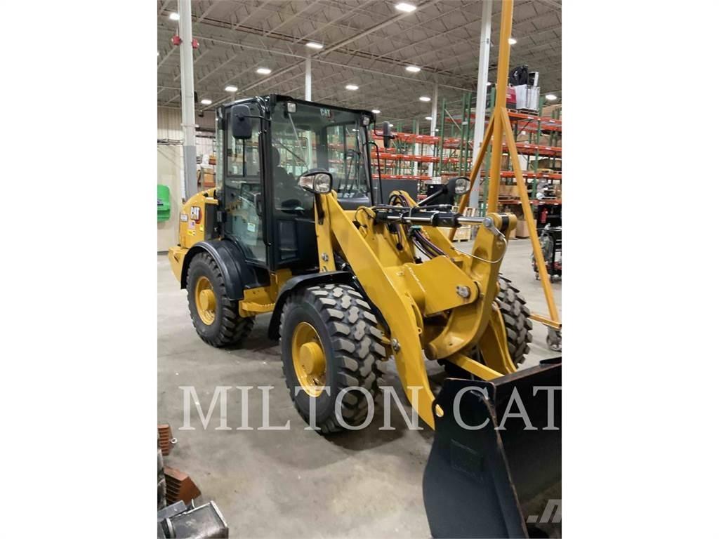 CAT 906M ホイールローダー・タイヤショベル
