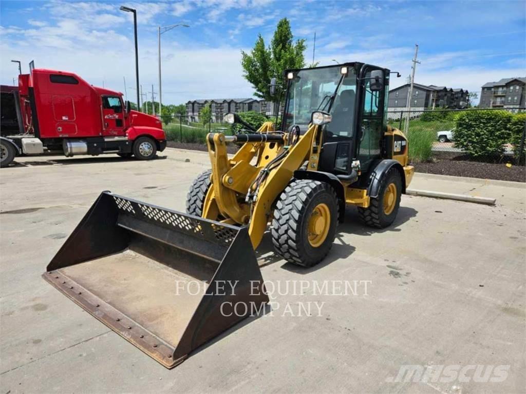 CAT 906M ホイールローダー・タイヤショベル