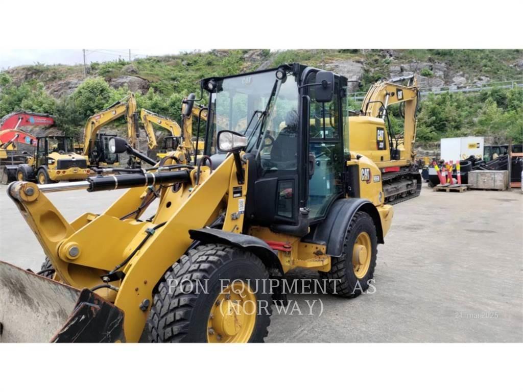 CAT 906M ホイールローダー・タイヤショベル