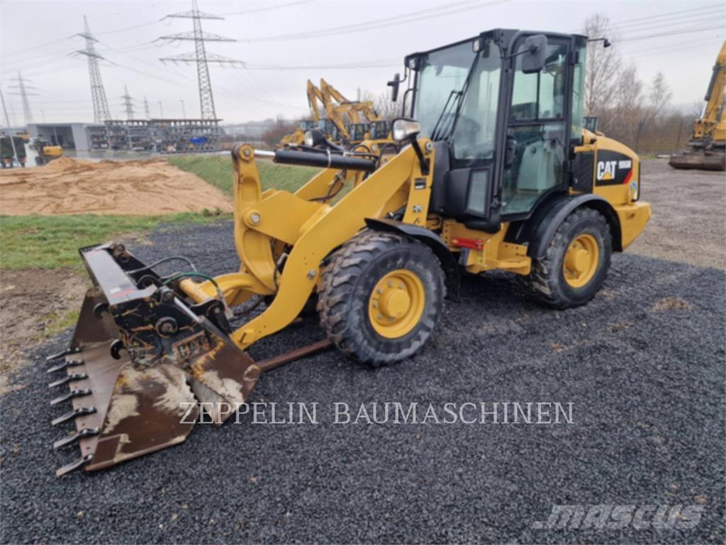 CAT 906M ホイールローダー・タイヤショベル