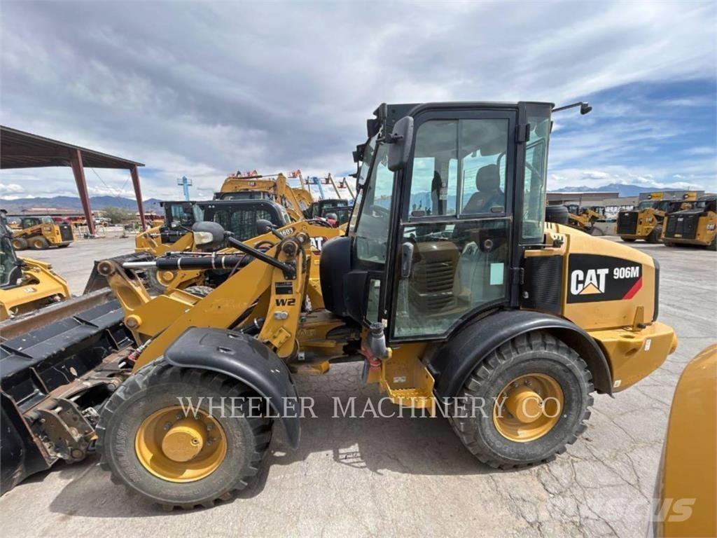 CAT 906M ホイールローダー・タイヤショベル