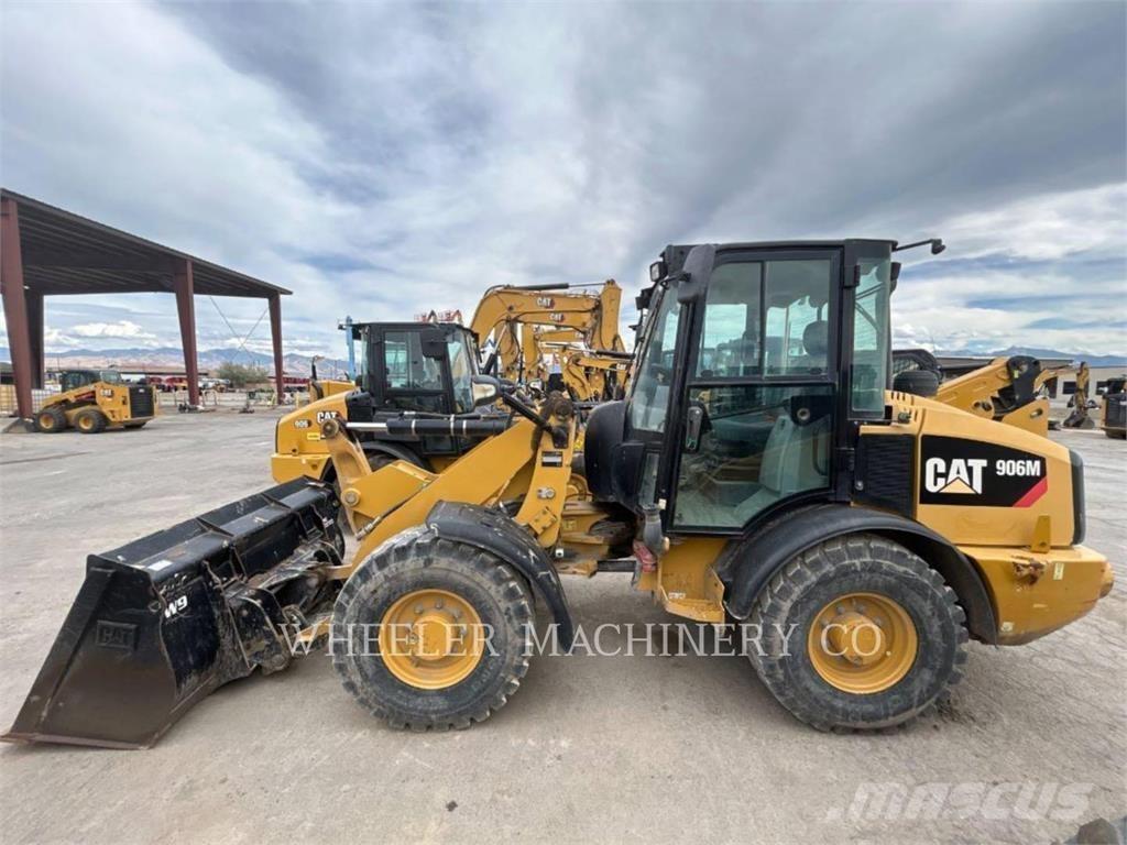 CAT 906M ホイールローダー・タイヤショベル