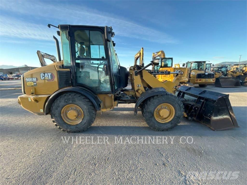 CAT 906M ホイールローダー・タイヤショベル