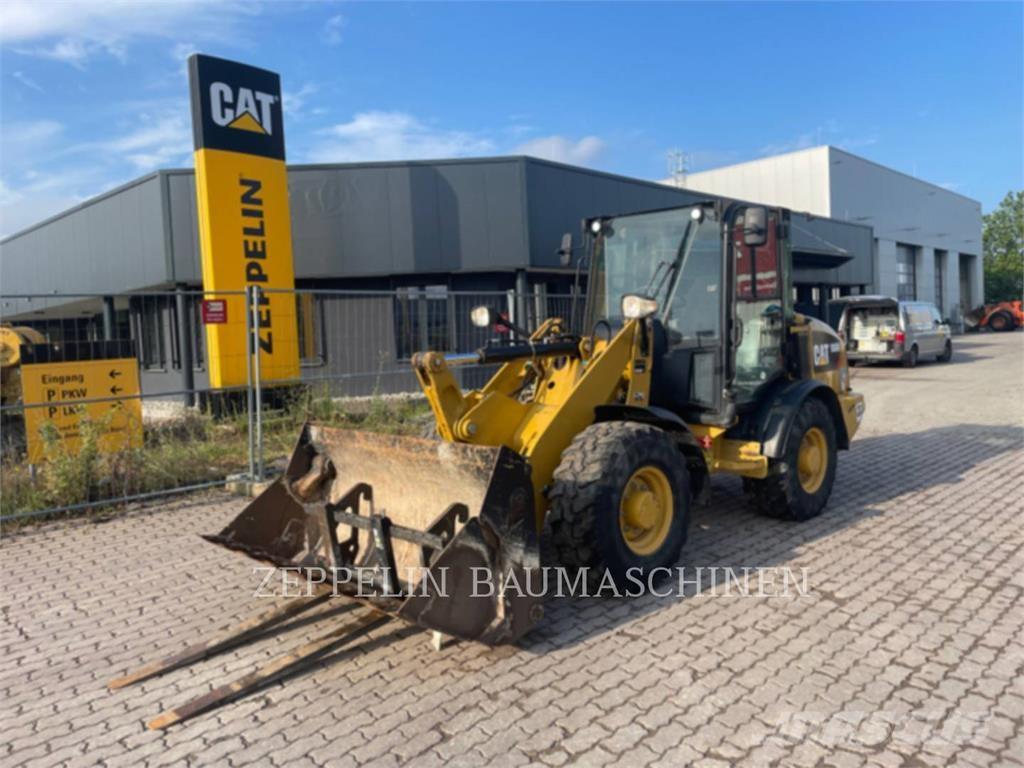 CAT 906M ホイールローダー・タイヤショベル