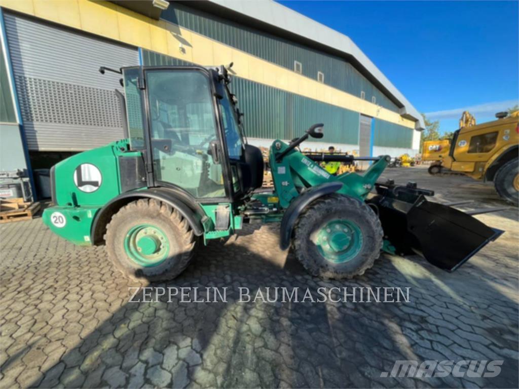 CAT 906M ホイールローダー・タイヤショベル