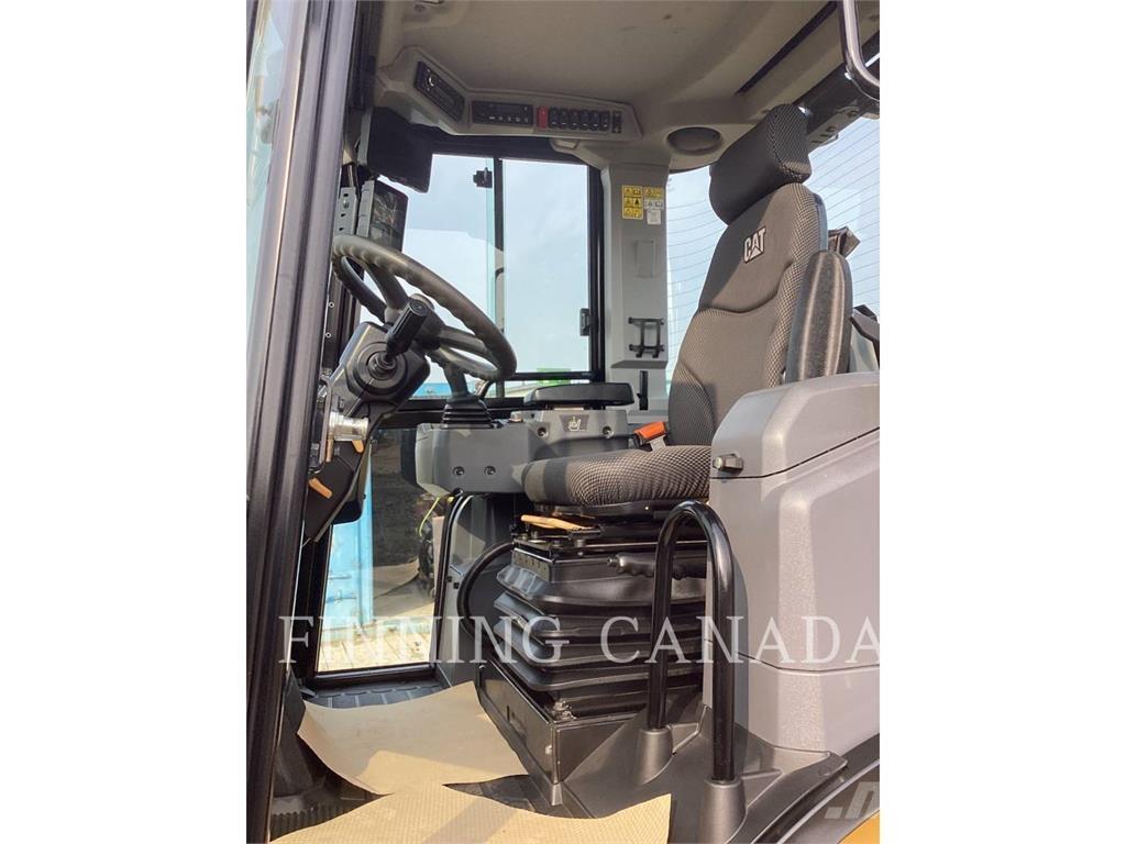 CAT 908 ホイールローダー・タイヤショベル