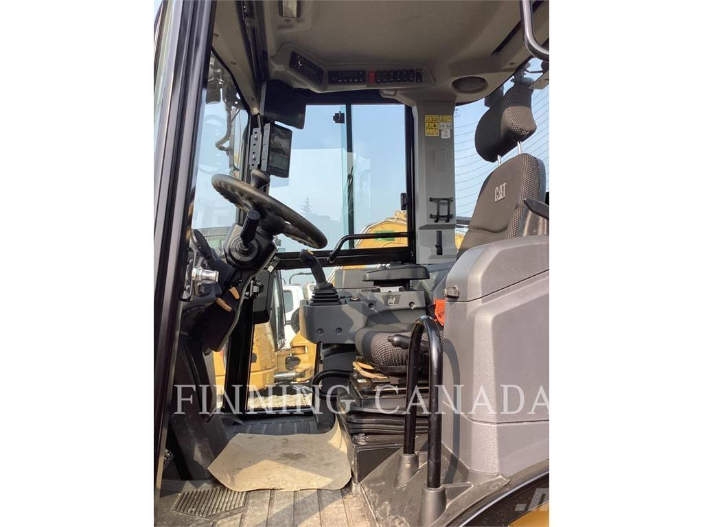 CAT 908 ホイールローダー・タイヤショベル