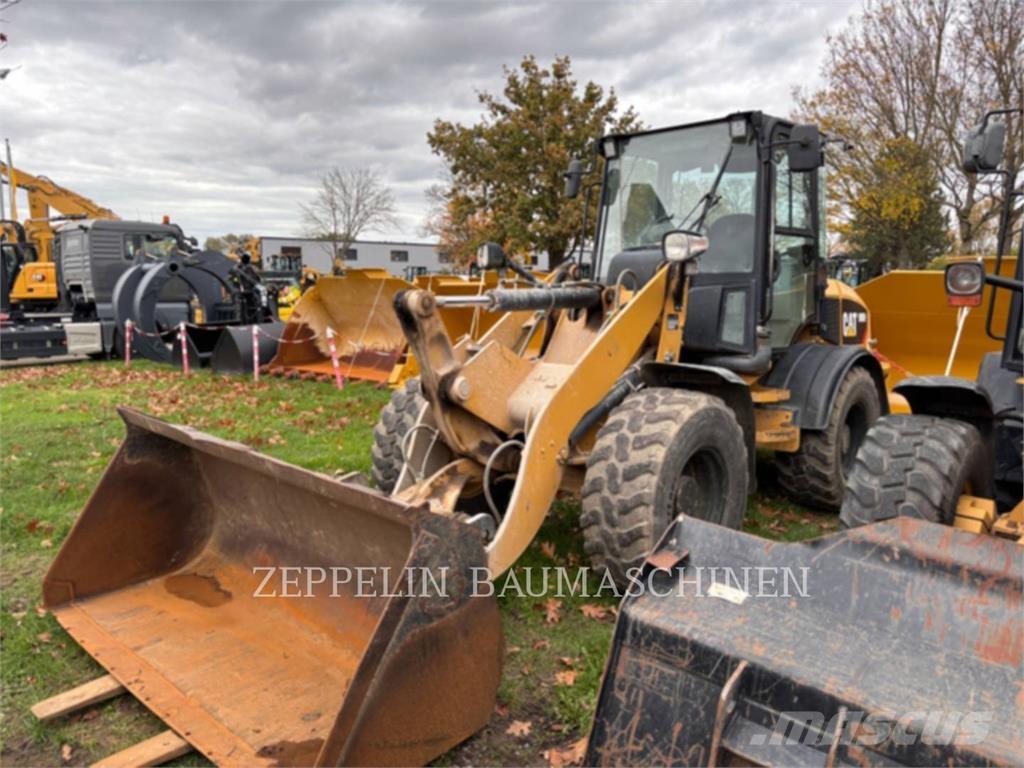 CAT 908H ホイールローダー・タイヤショベル