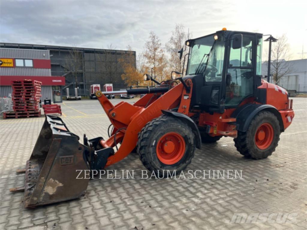 CAT 908H ホイールローダー・タイヤショベル