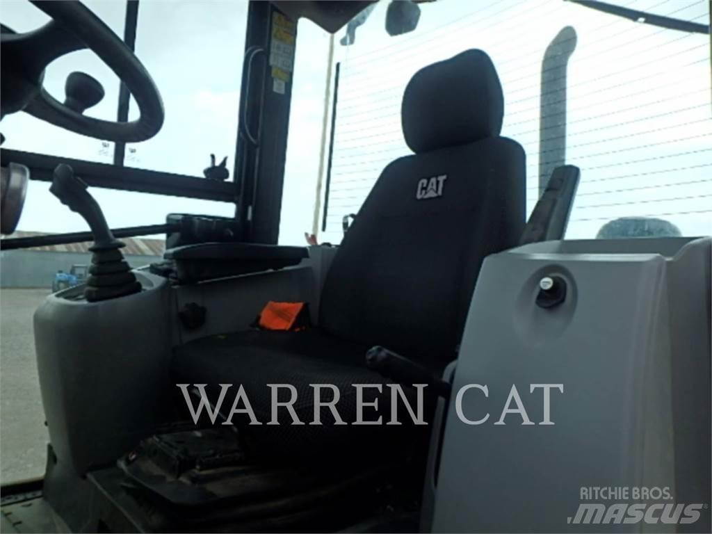 CAT 908M ホイールローダー・タイヤショベル