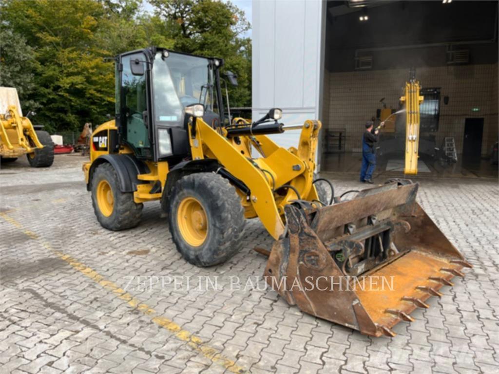 CAT 908M ホイールローダー・タイヤショベル