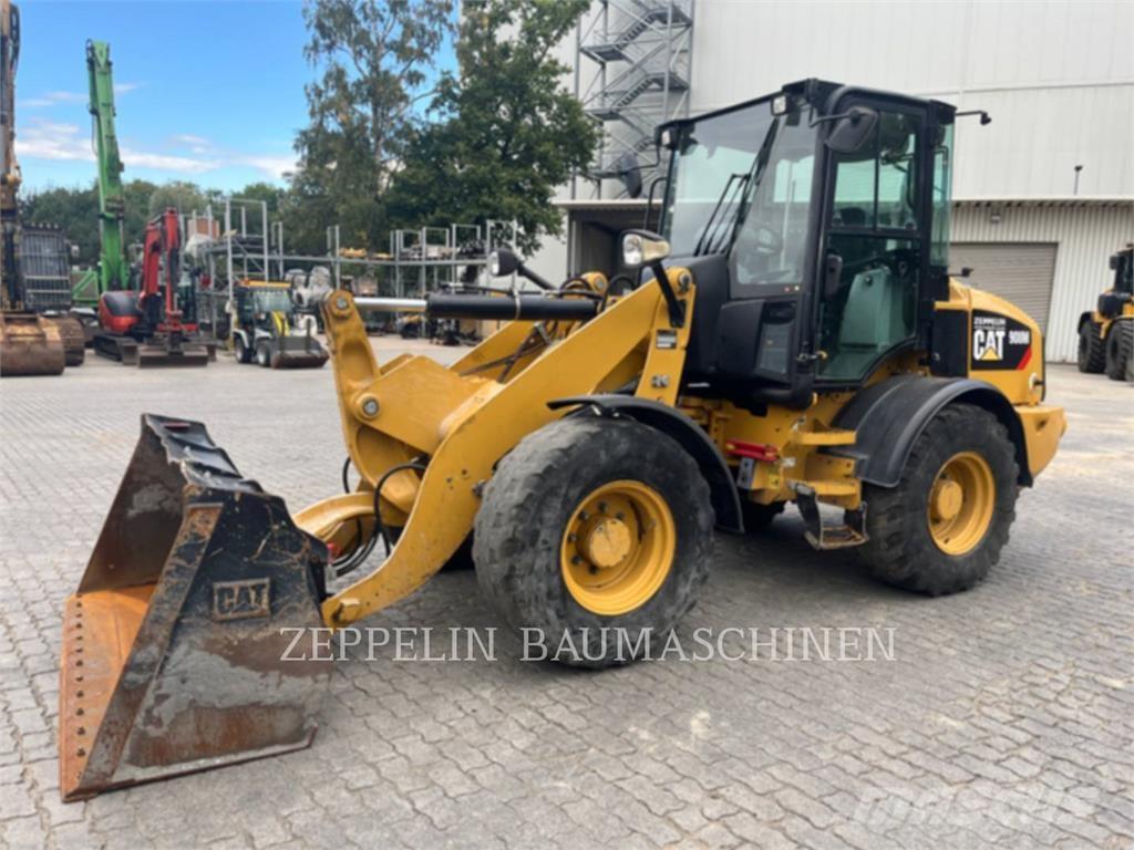 CAT 908M ホイールローダー・タイヤショベル