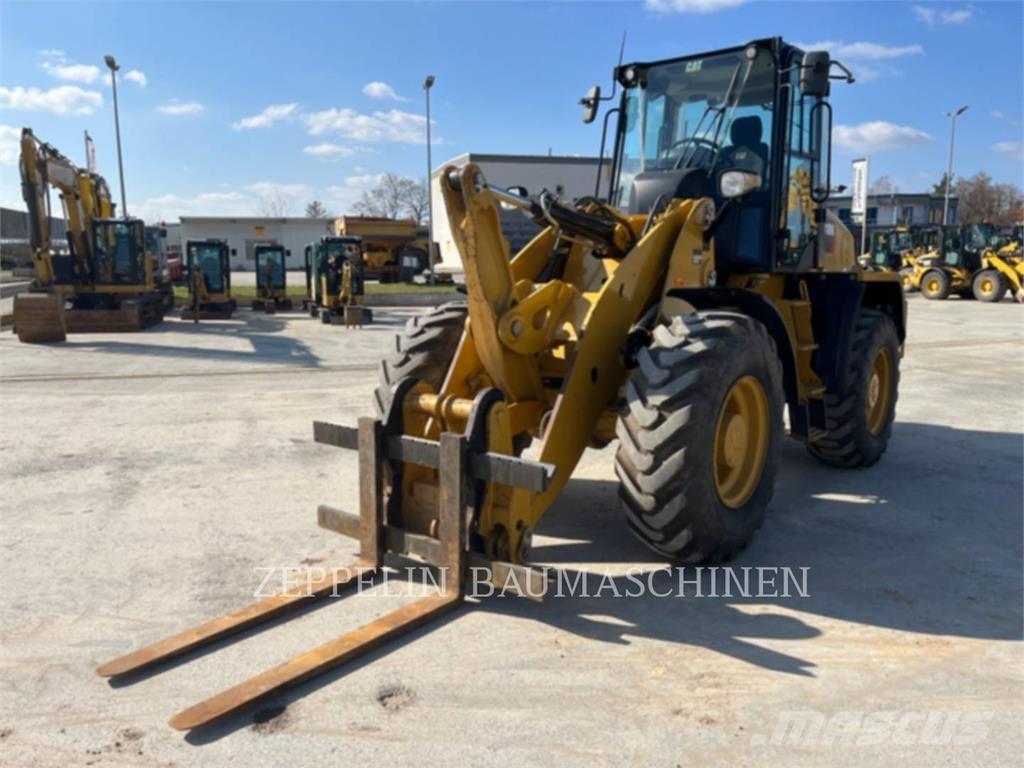CAT 918M ホイールローダー・タイヤショベル