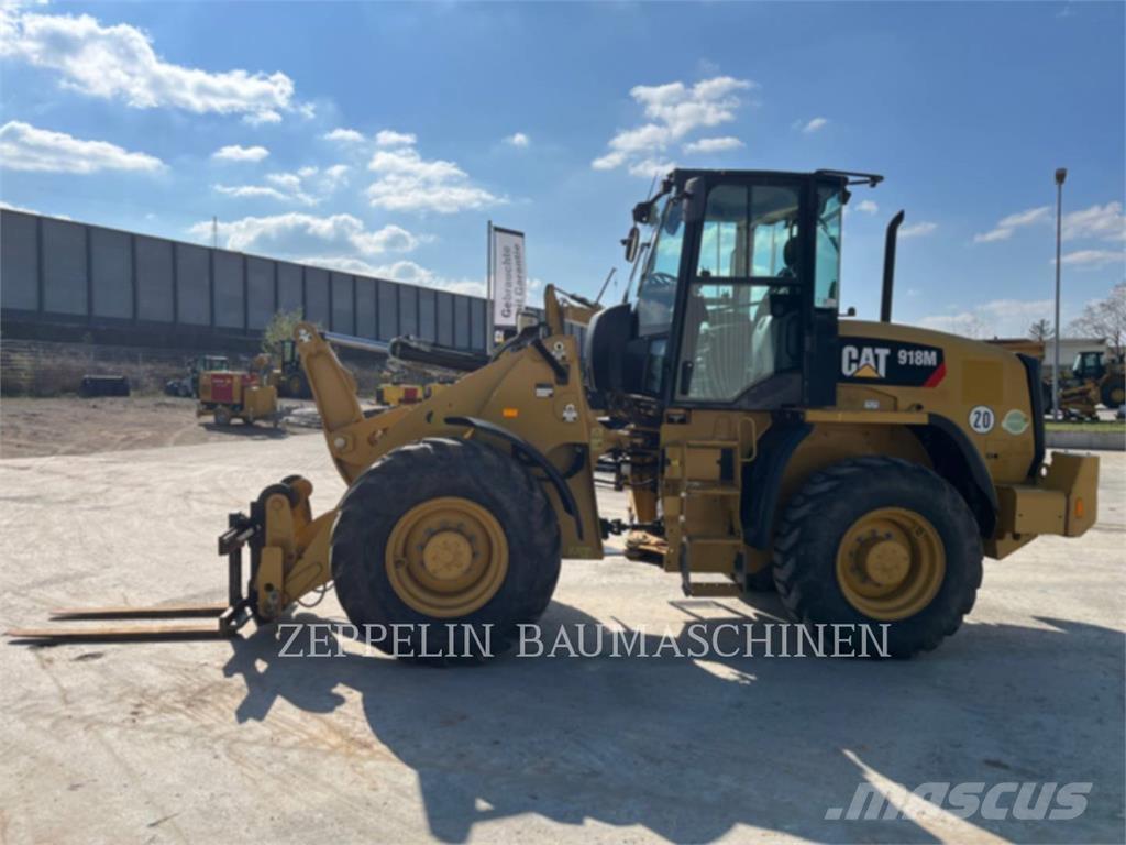 CAT 918M ホイールローダー・タイヤショベル