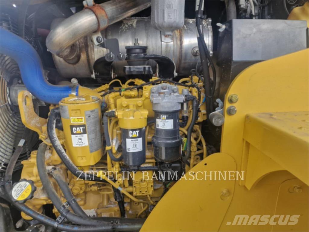 CAT 918M ホイールローダー・タイヤショベル