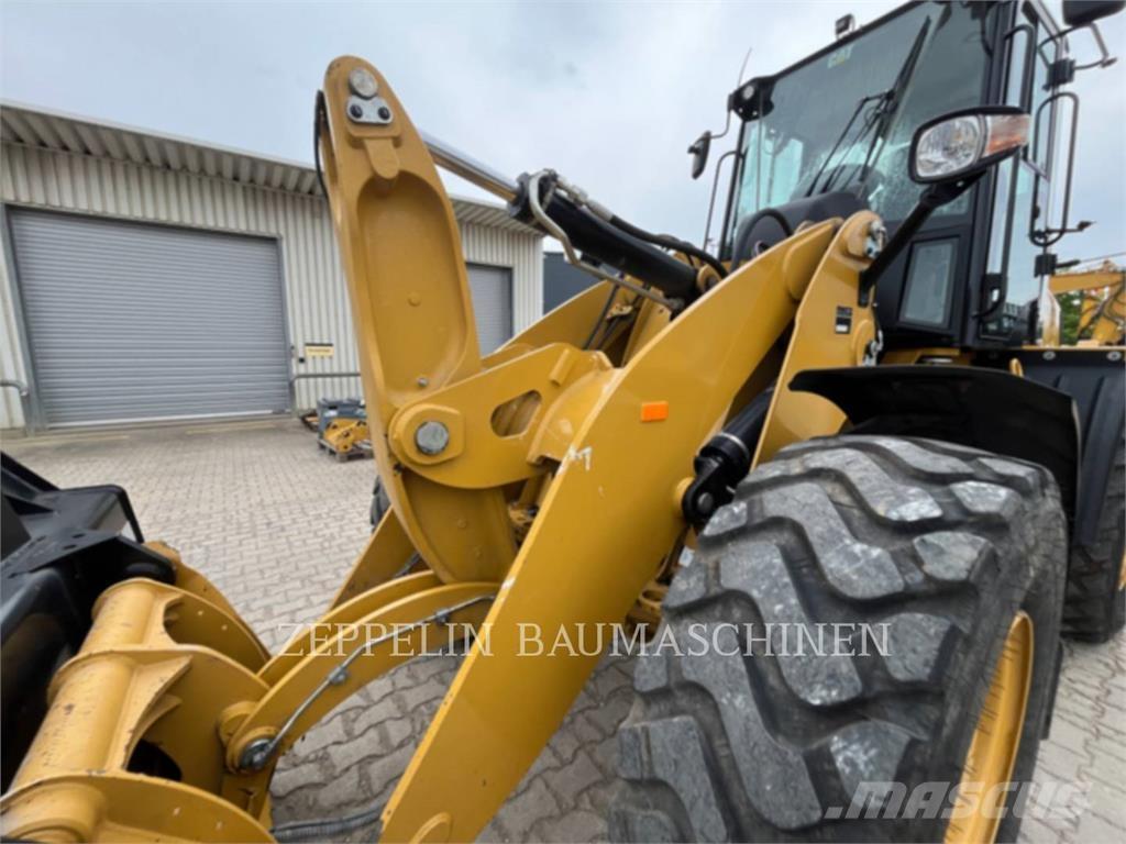 CAT 918M ホイールローダー・タイヤショベル