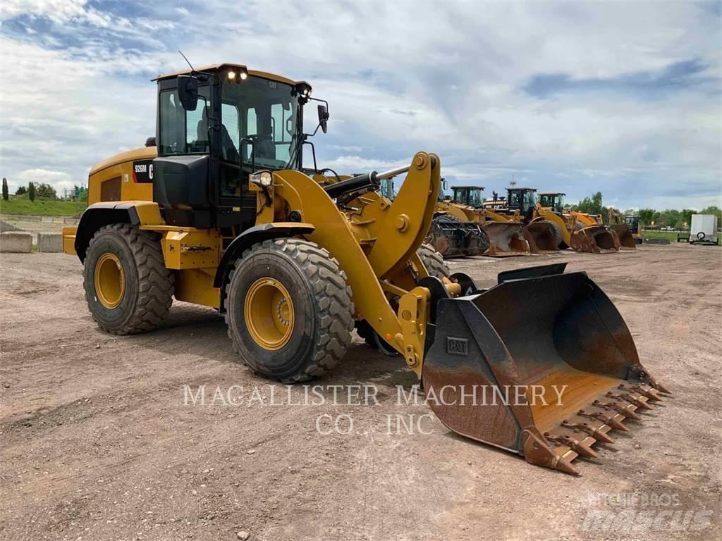 CAT 926M ホイールローダー・タイヤショベル