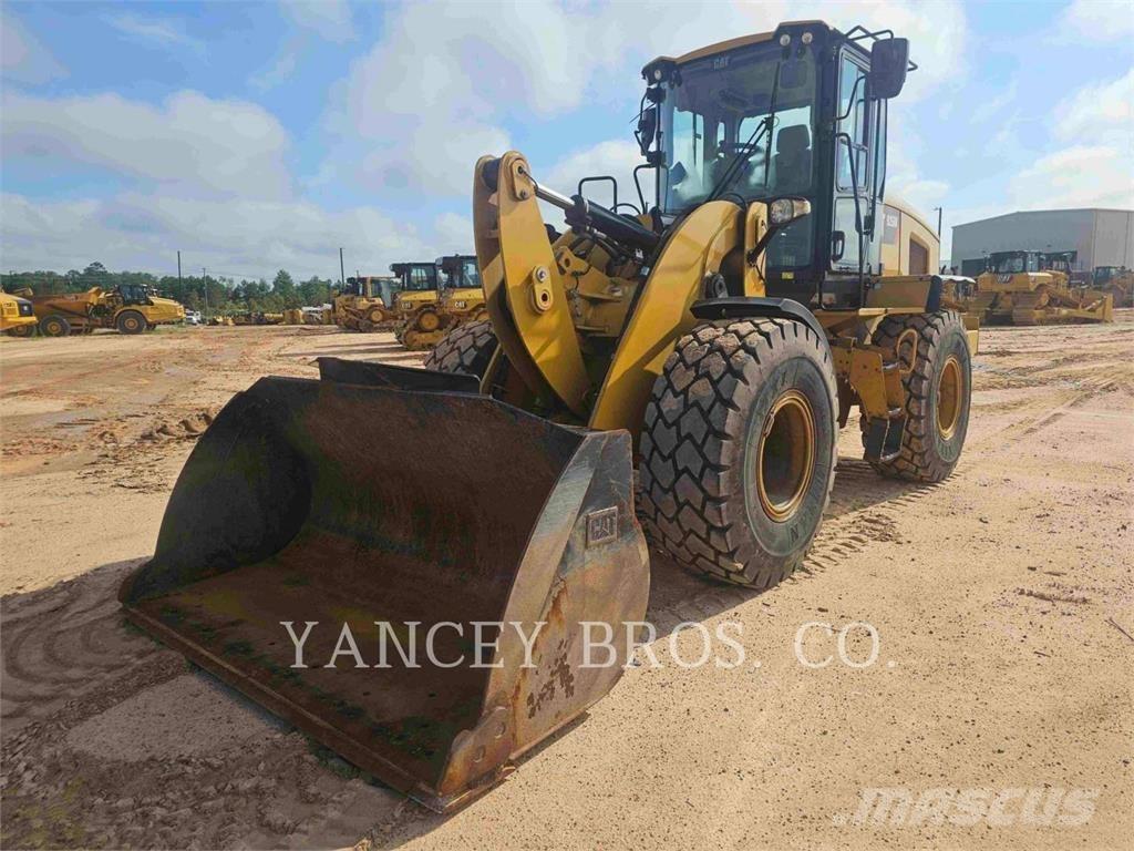 CAT 926M ホイールローダー・タイヤショベル