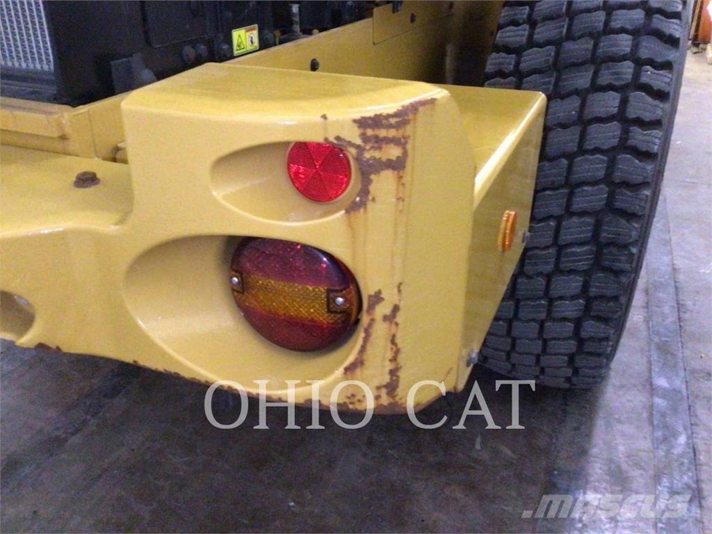 CAT 926M ホイールローダー・タイヤショベル