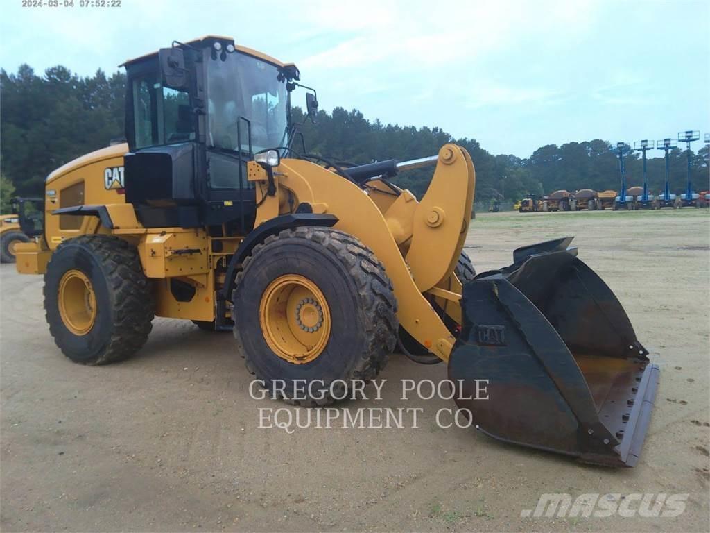 CAT 926M ホイールローダー・タイヤショベル