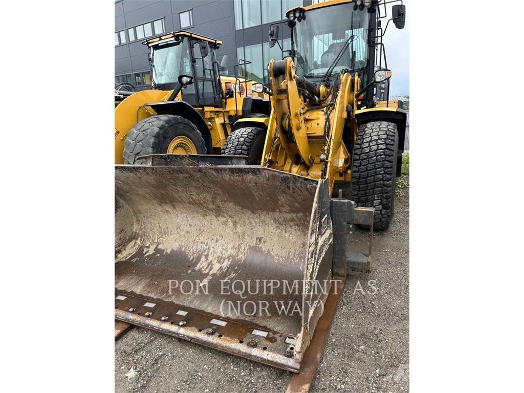 CAT 926M ホイールローダー・タイヤショベル