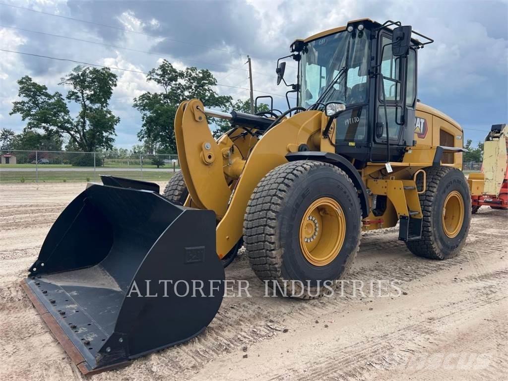CAT 926M ホイールローダー・タイヤショベル