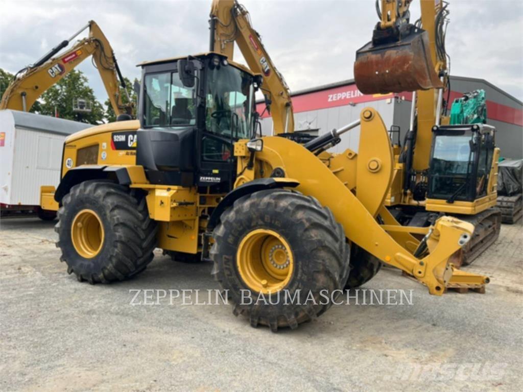 CAT 926M ホイールローダー・タイヤショベル