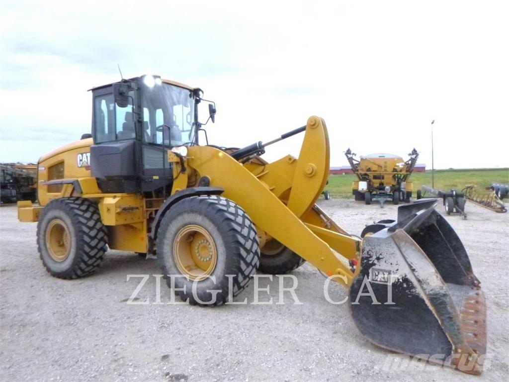 CAT 926M ホイールローダー・タイヤショベル