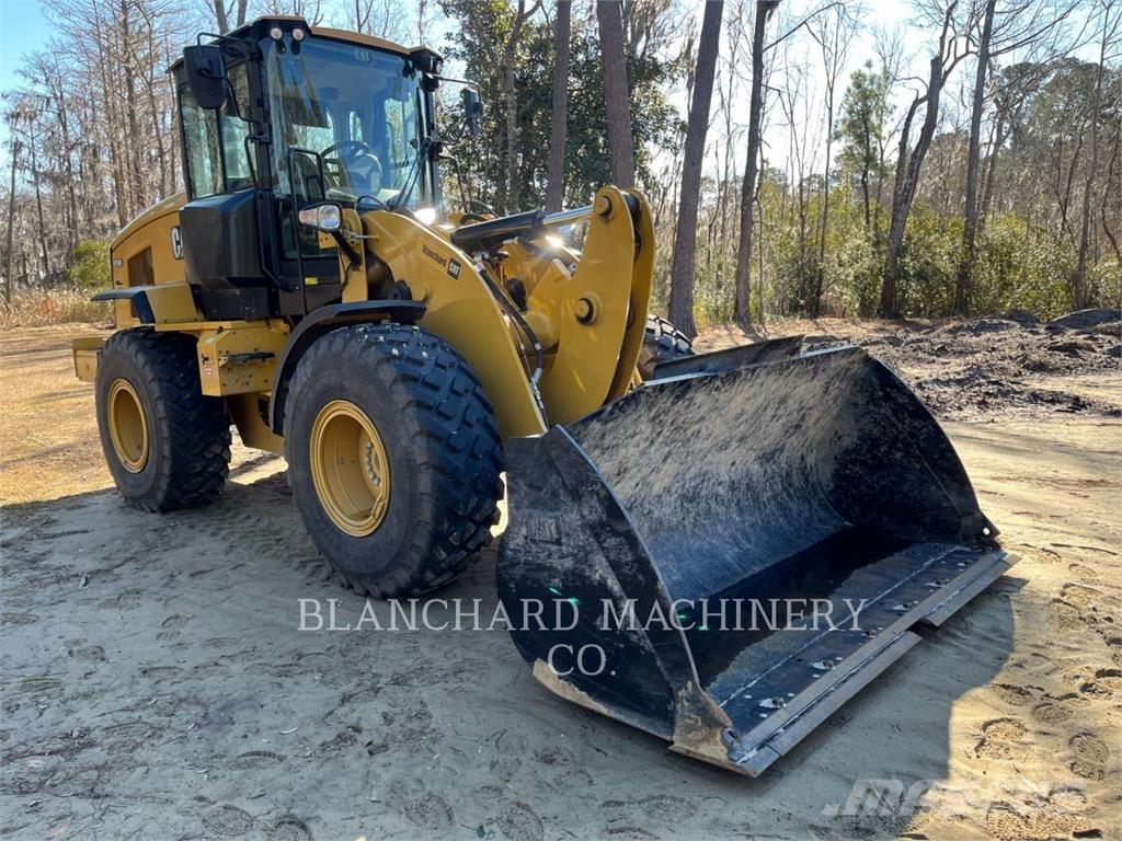 CAT 926M ホイールローダー・タイヤショベル