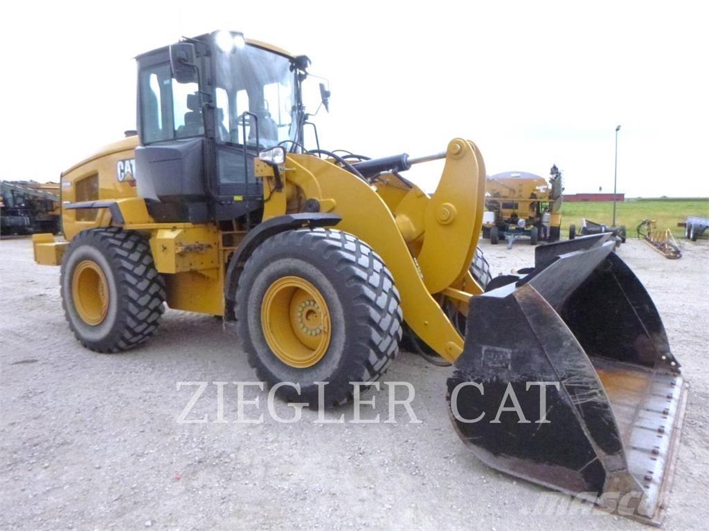 CAT 926M ホイールローダー・タイヤショベル