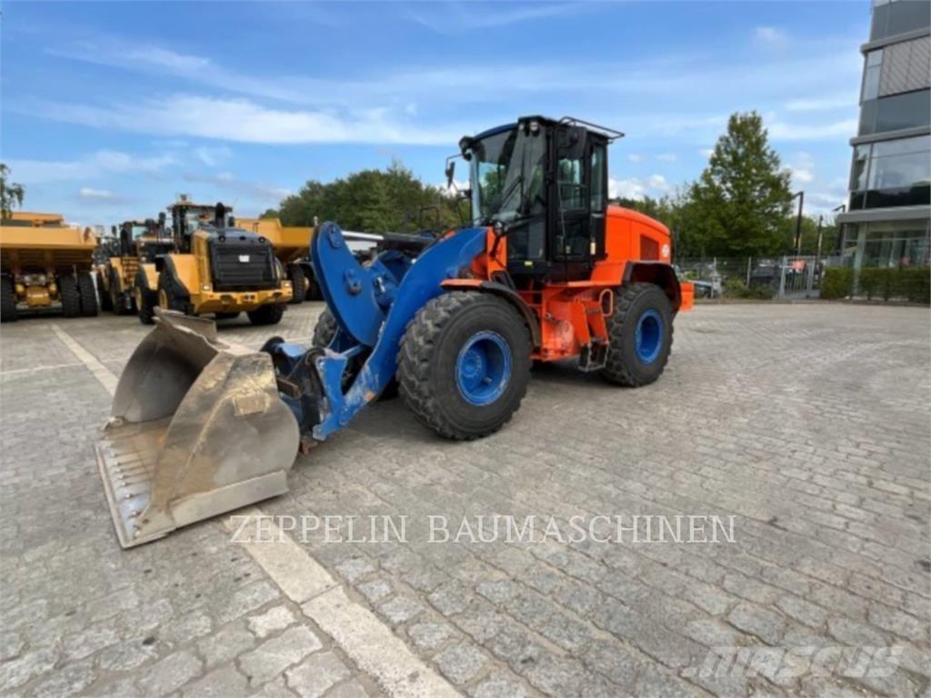 CAT 926M ホイールローダー・タイヤショベル