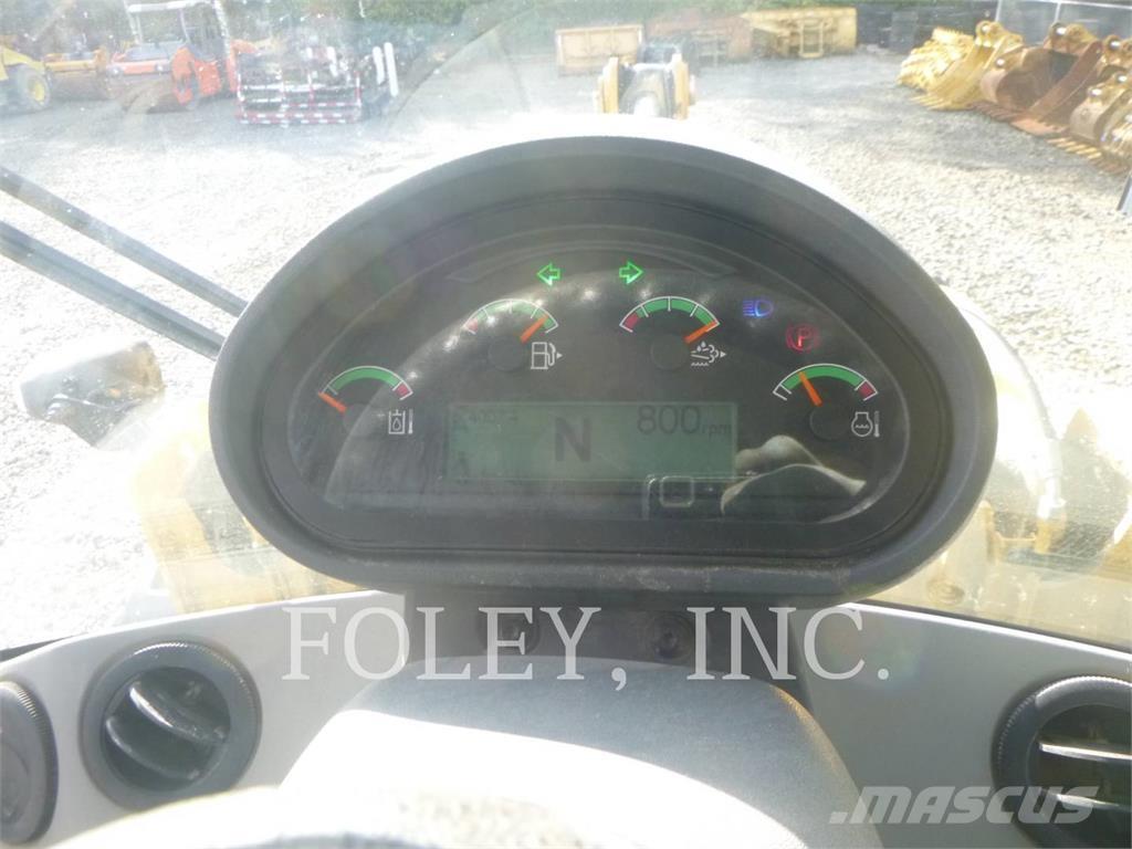 CAT 926M ホイールローダー・タイヤショベル