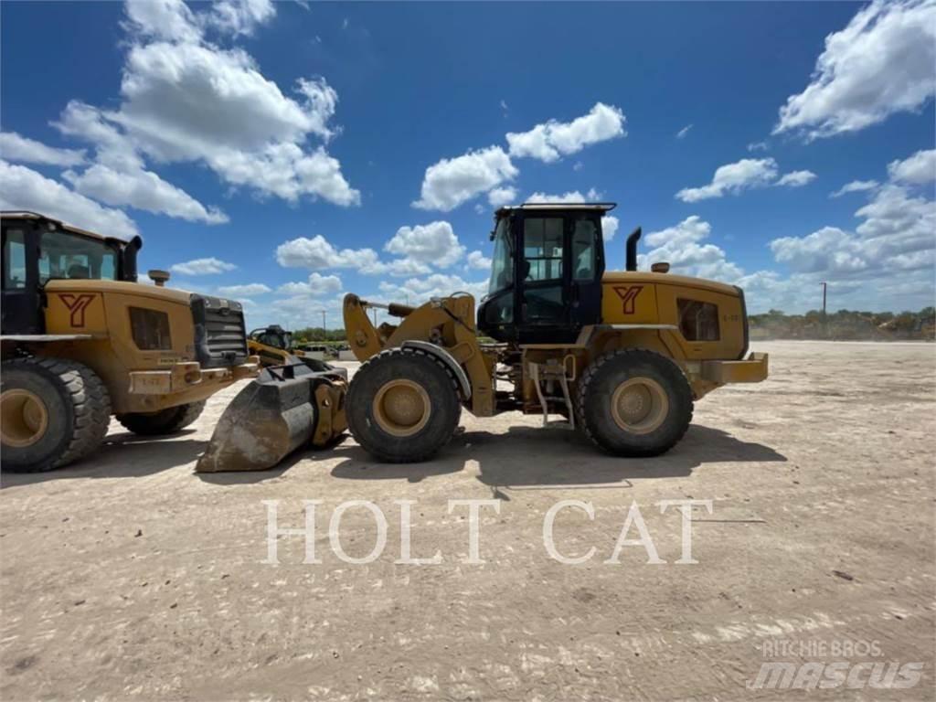CAT 926M QC ホイールローダー・タイヤショベル
